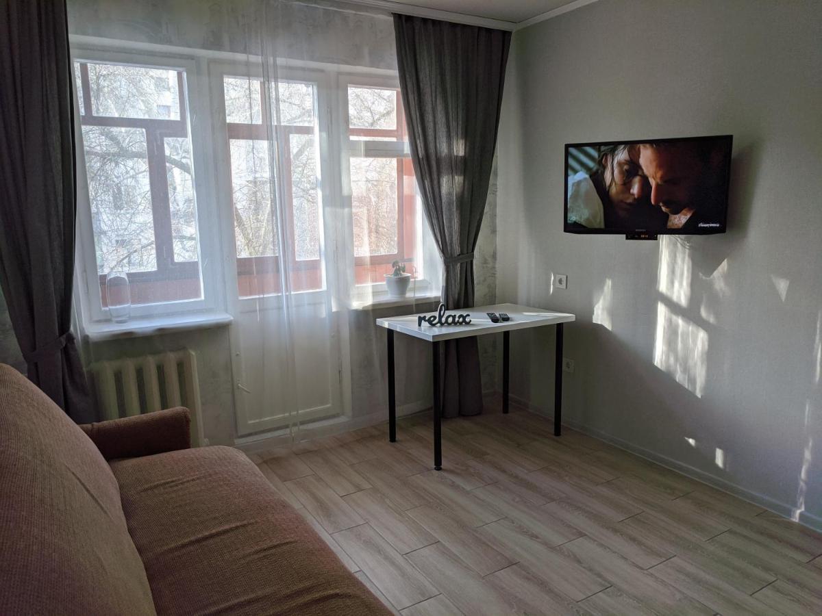Apartment Near City Center On Peremohy Avenue 46 Чернігів Екстер'єр фото